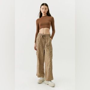 NWT. Pull-on cargo pants from UO with an allover print.